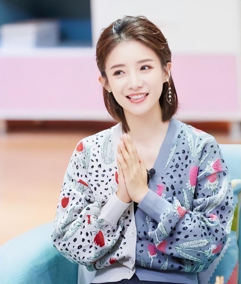 回顾蔡紫如今5年过去她过得怎样后悔拒绝签约央视了吗