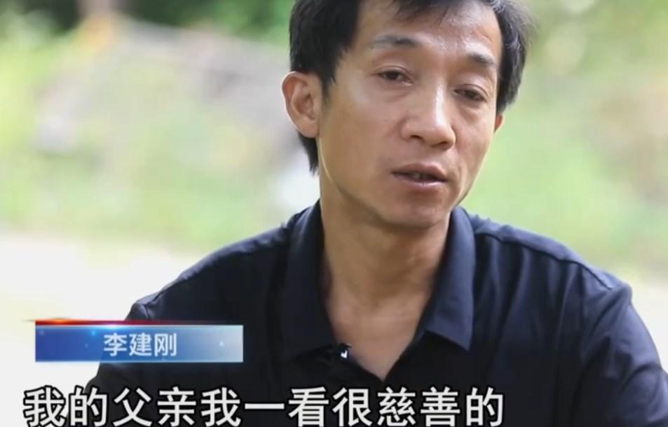 回顾男子5岁走失被拐40年后靠记忆回家结果家中还有一个自己