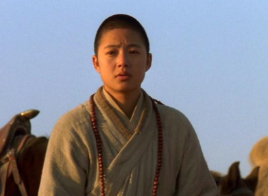 老夫少妻脾气还暴却紧拴姜文十几年把她当宝周韵凭什么