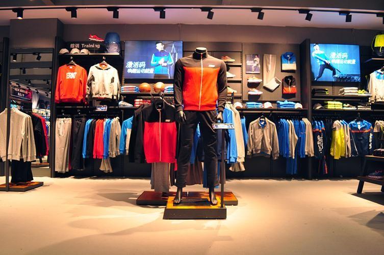 火了40年的耐克为什么被抛弃了