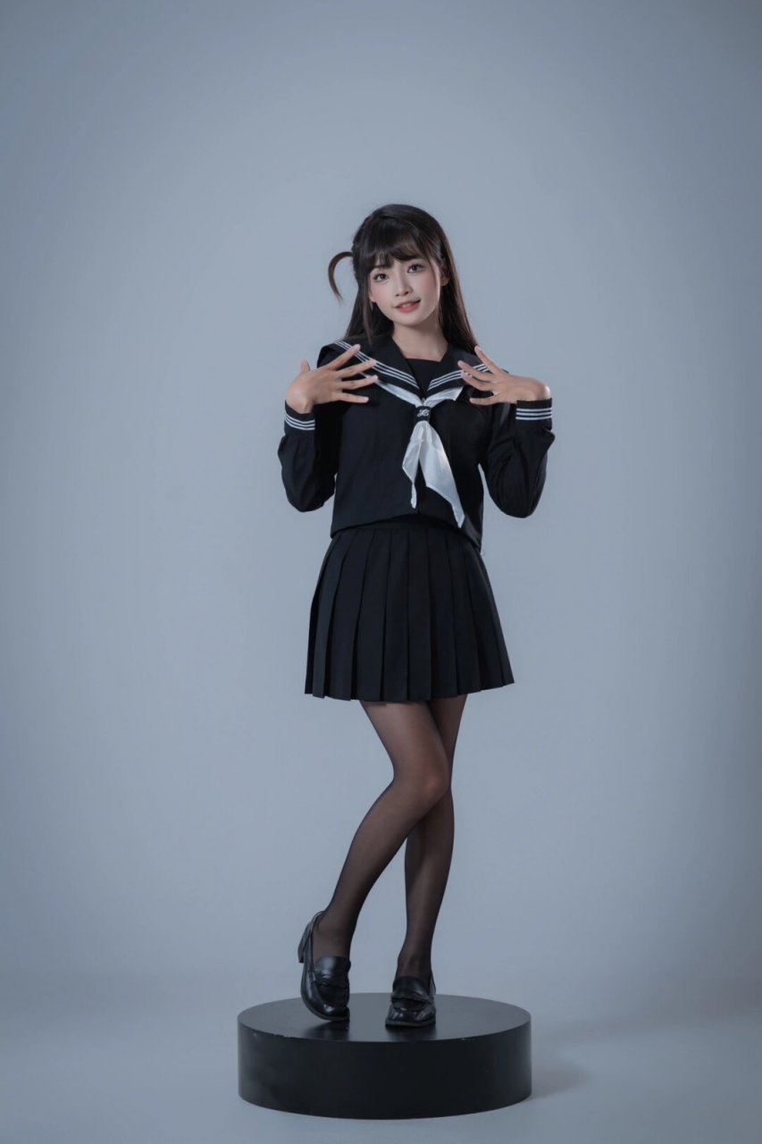 集美们06,今天来分享一下水手服/jk 拍照姿势和室内拍摄的小技巧