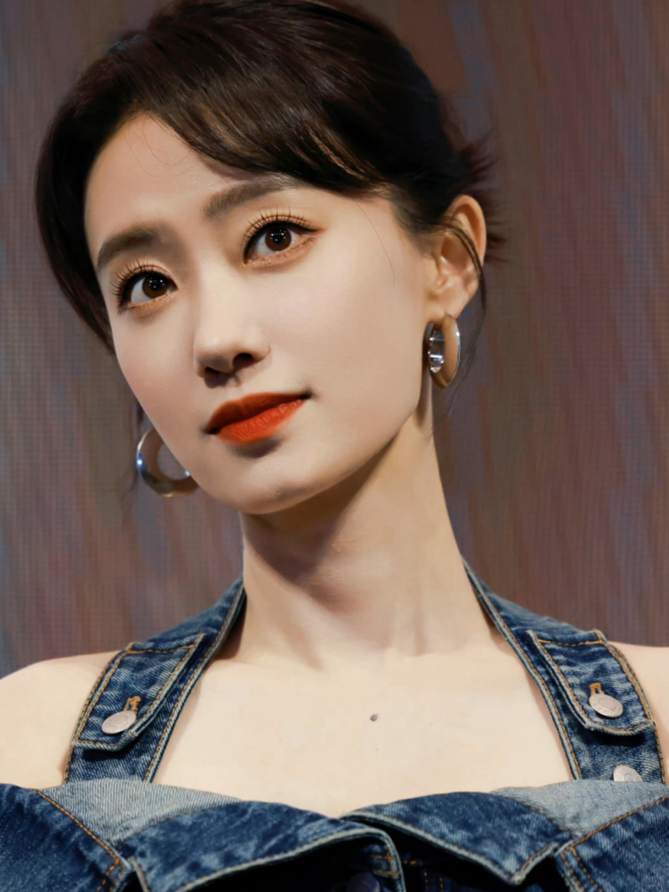 烈焰红唇牛仔女郎 张小斐##张小斐