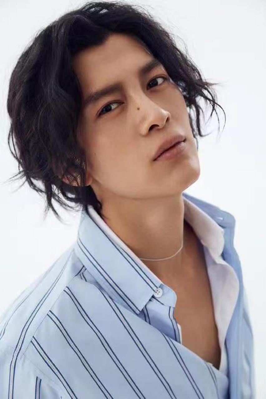 李九霄是内地娱乐圈的一颗璀璨新星