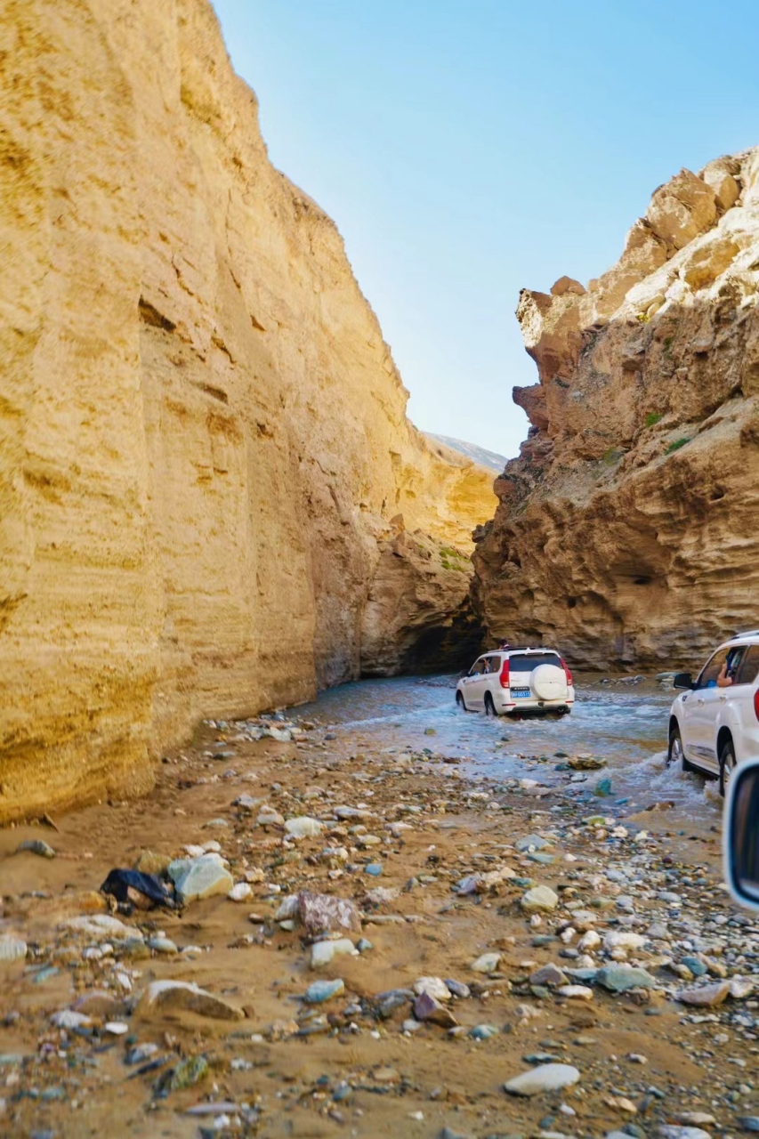 一组照片就是一段人生,今天给你推荐昆仑大峡谷 这是我国唯一可以媲美