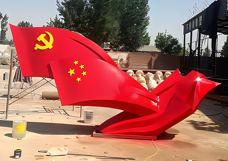 不锈钢红旗雕塑:激励着人们不断追求美好生活