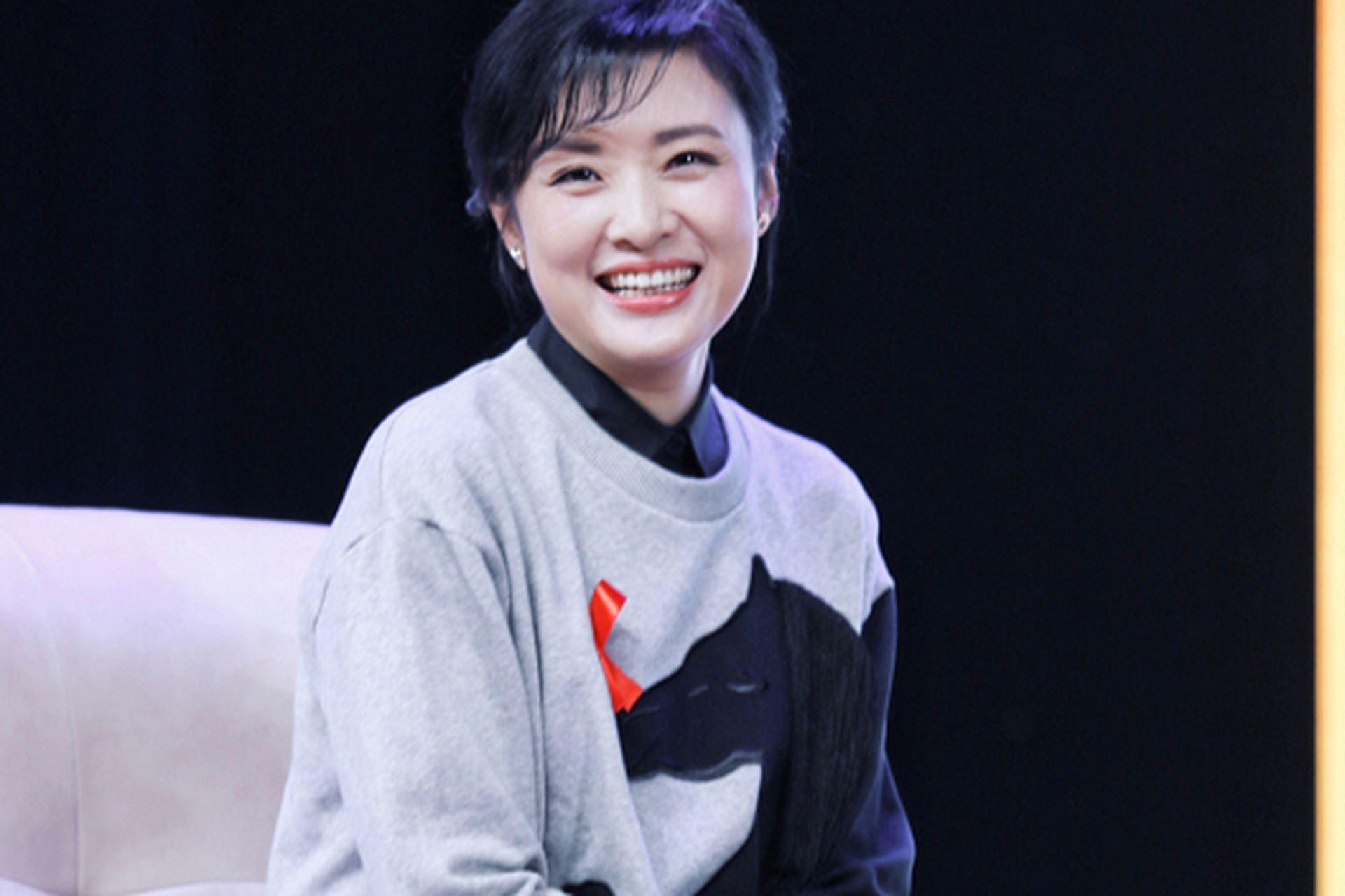 [原文:55岁周涛带火了60后穿.