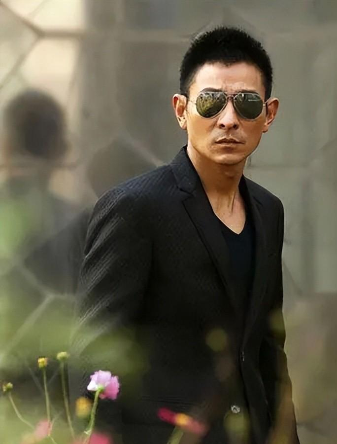 同样演黑老大张颂文王志文和刘德华放一起看差别出来了