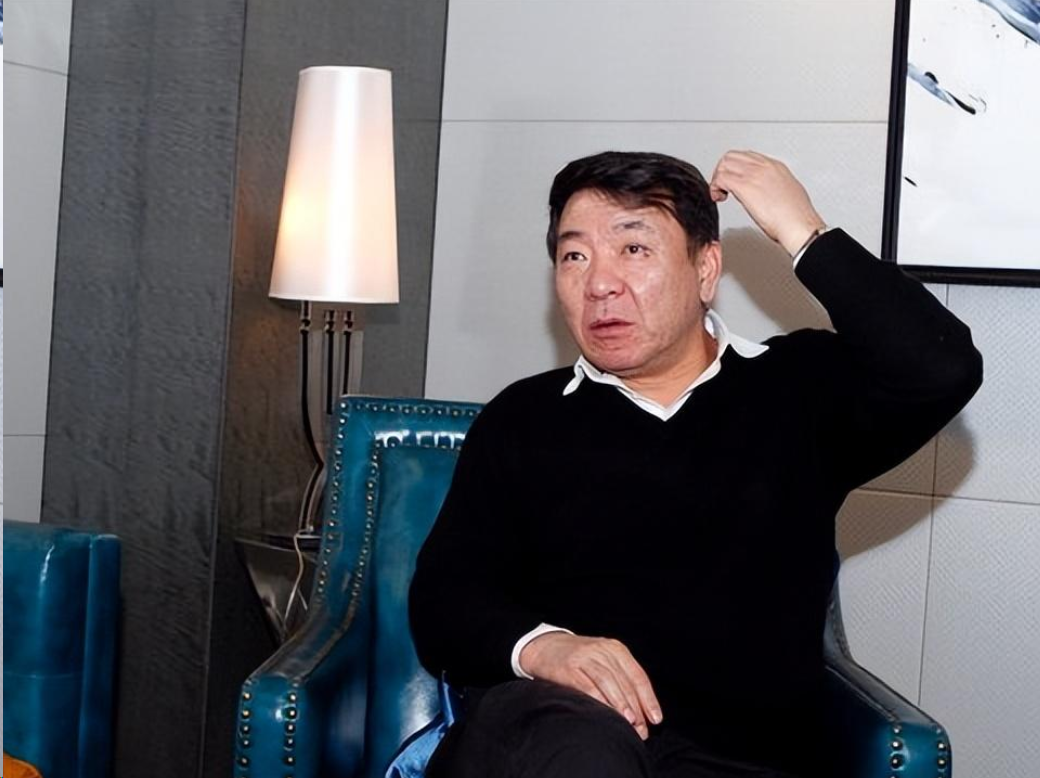 回顾导演郑晓龙导演的戏大家都爱看与妻子分居14年互相成就