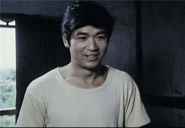 张国立的早年经历