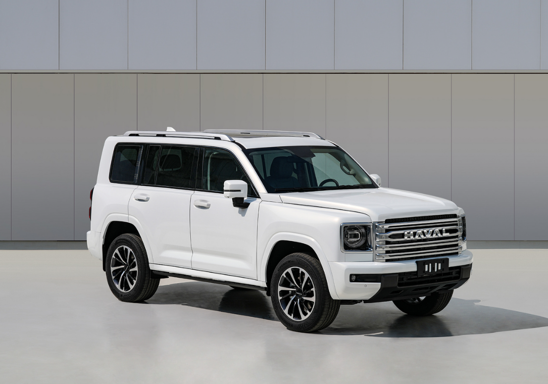 近日,坦克700正式价格的发布,可以说是引爆了豪华越野车圈,作为中国