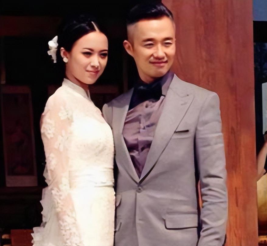 回顾王萌萌央视主持北京奥运会礼仪小姐巅峰期为爱回归家庭