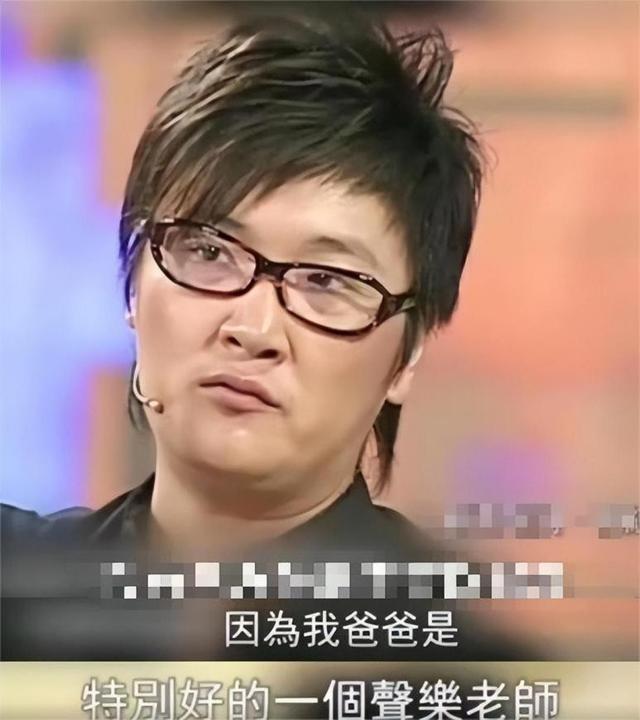 回顾姚刚演反派成名53岁未婚成父母心病他到底在追求什么