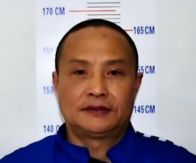 2016年贵州一局长被调查录指纹时查出他就是18年前灭门案凶手