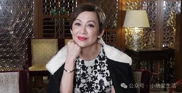 周润发真是丢了宝了!63岁前妻余安安穿黑丝美出圈