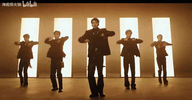 狂揽414亿越玩越花的海底捞疯狂捞金