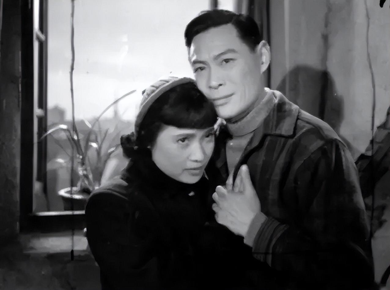 回顾电影皇帝金焰今生愧对秦怡终于在天堂与妻子相会了