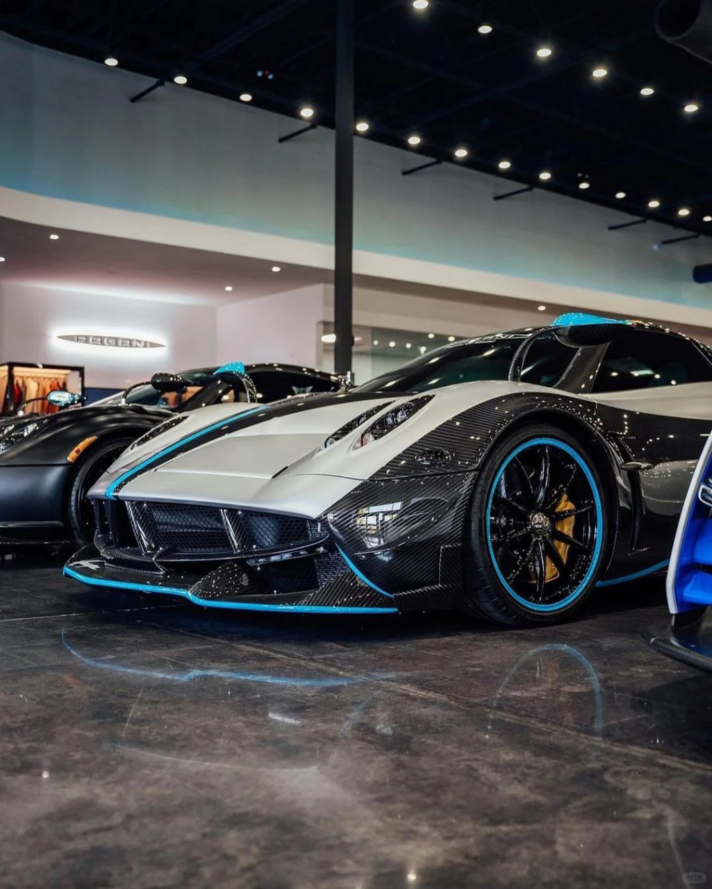 95帕加尼风神huayra ultimo,终极之作,绝世珍藏!