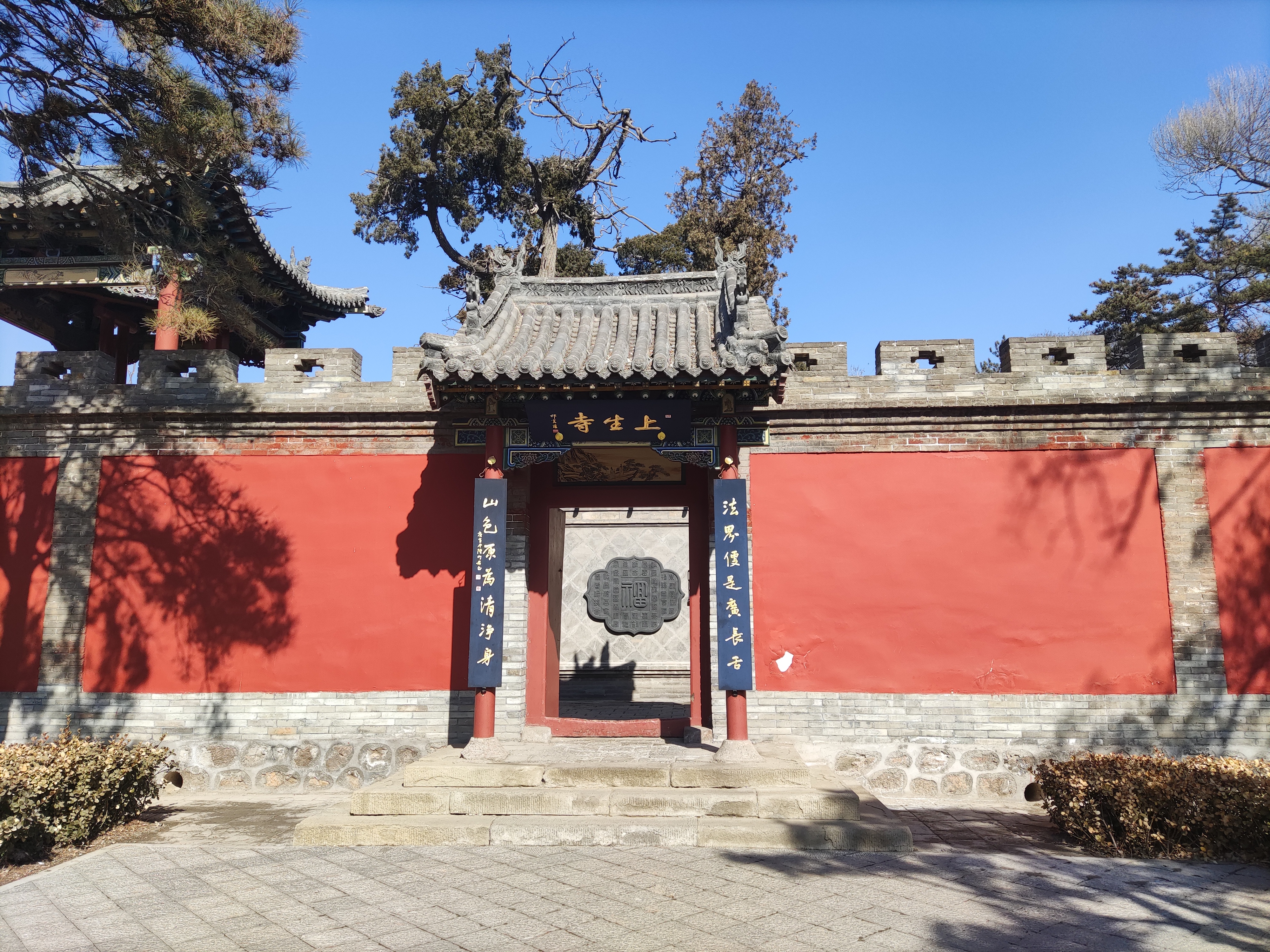 晋祠是来山西太原的必到景点,每天都是游人如织,圣母殿更是晋祠里面最