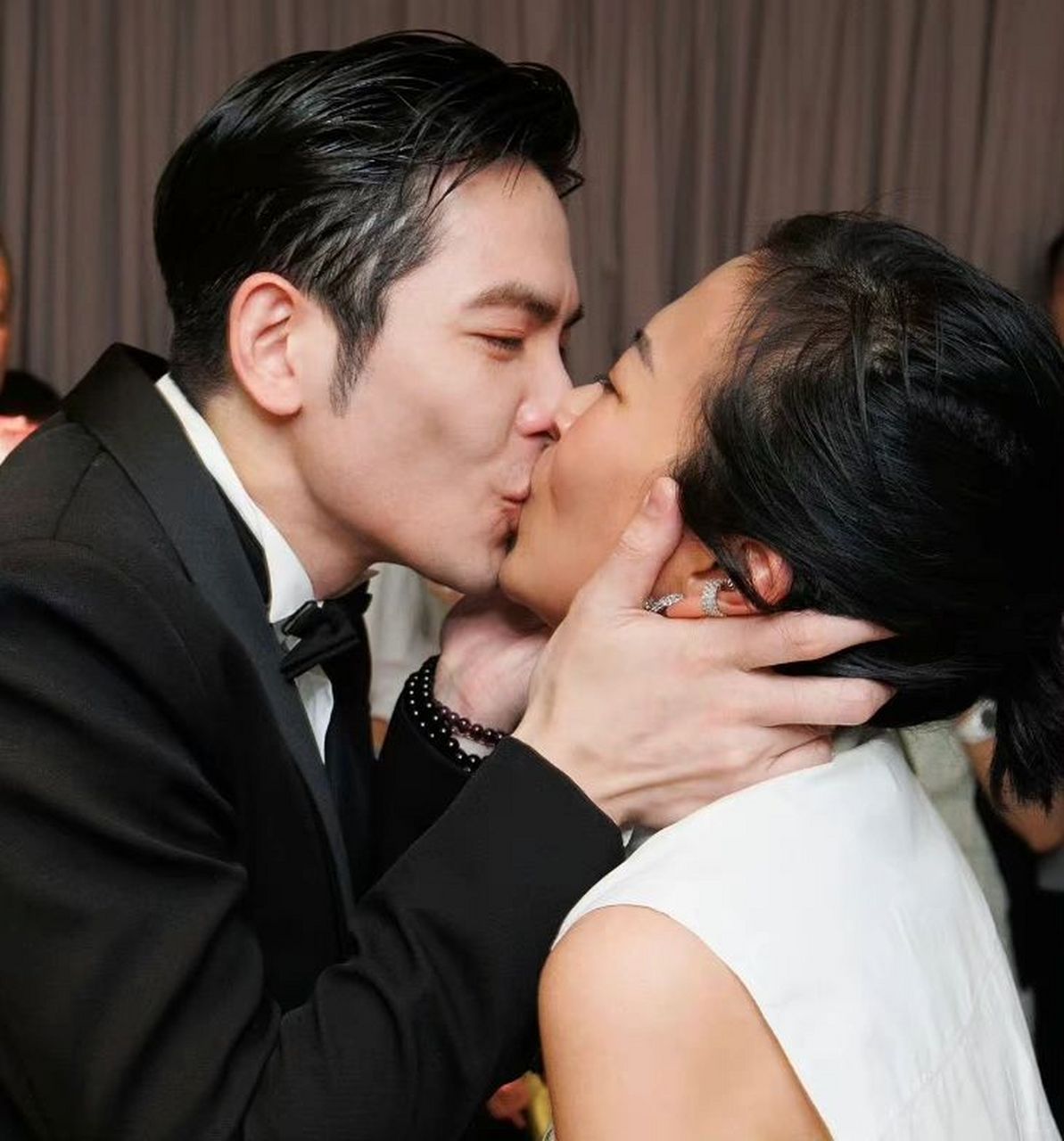 说真的,我真的很喜欢萧敬腾的歌啊!