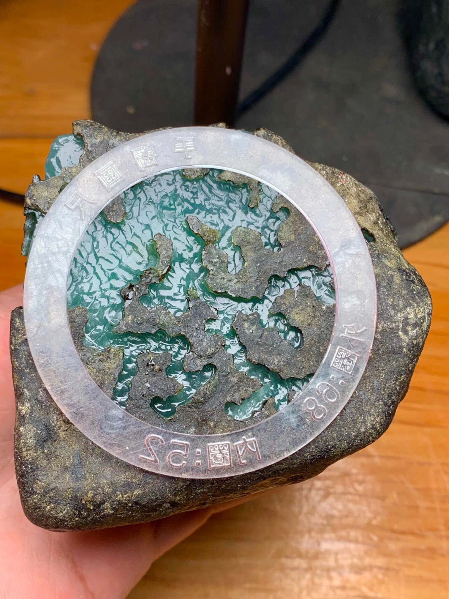乌鸡黑翡翠多少钱一斤(乌鸡黑翡翠多少钱一斤啊)
