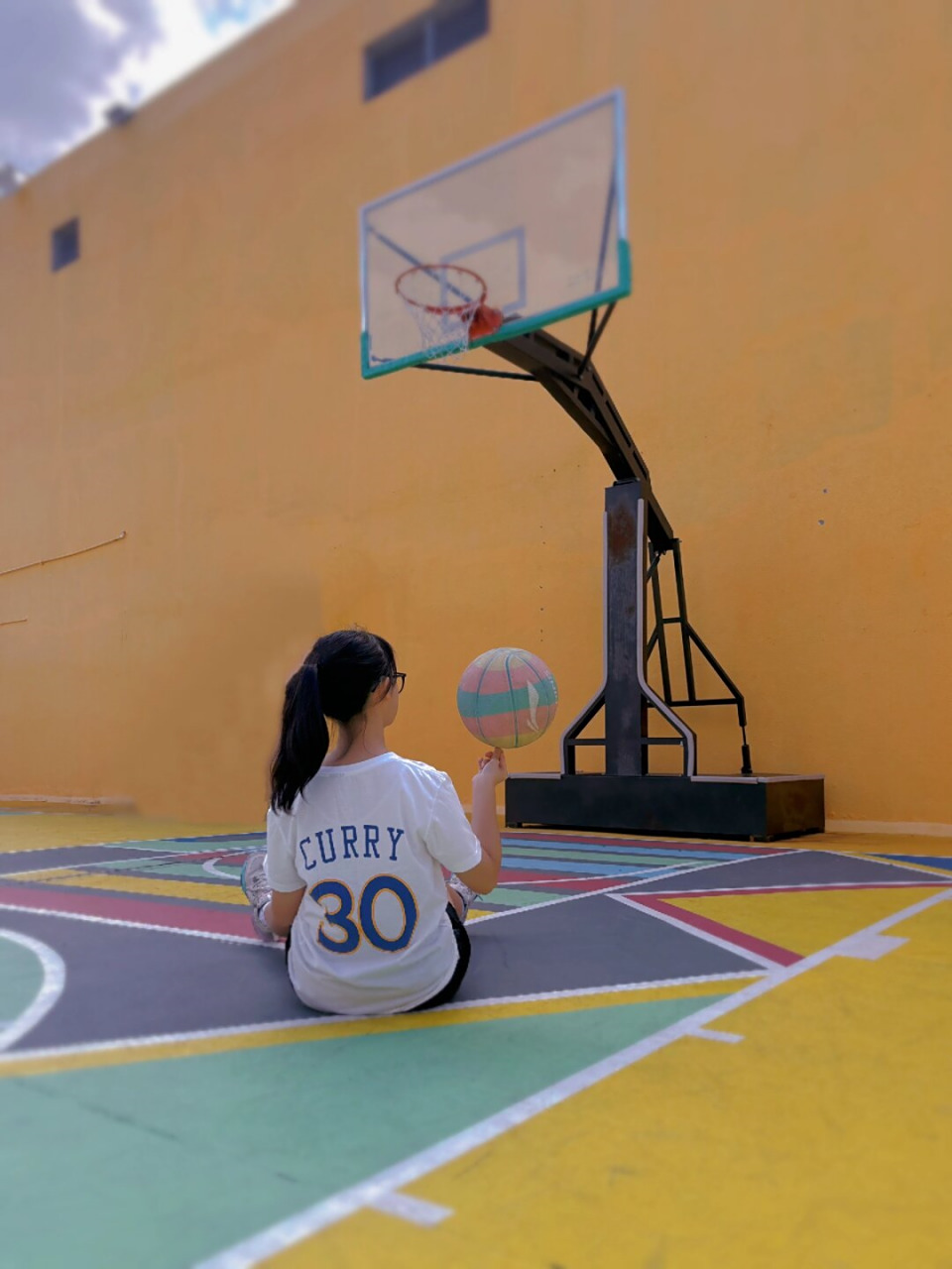 想找愛打球的女孩子一起打球