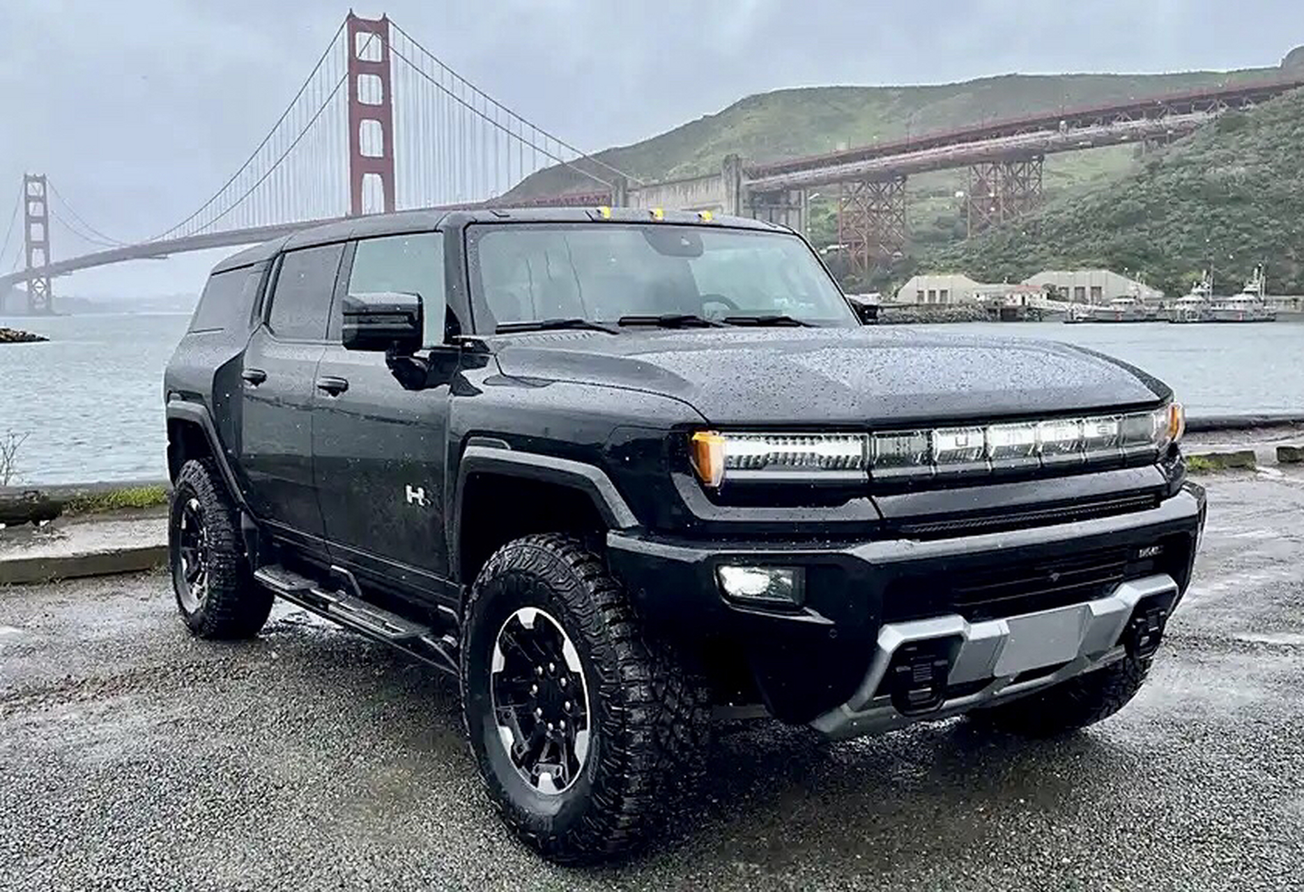 gmc悍马ev,地表最强越野车型?外观既有极强的越野范儿又具有时代感