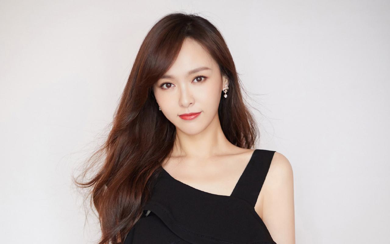 十位明星的素颜颜值谁最漂亮?比喻十朵金花我认为