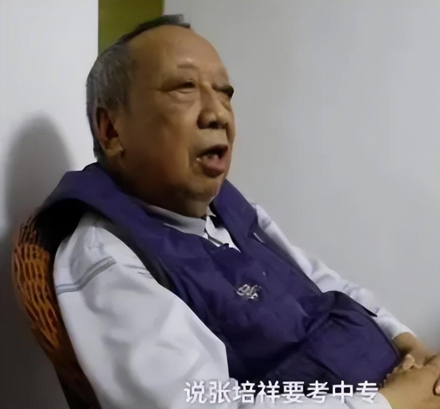 她是一个普通农村女生两度辍学考上北大24岁被葬于八宝山公墓