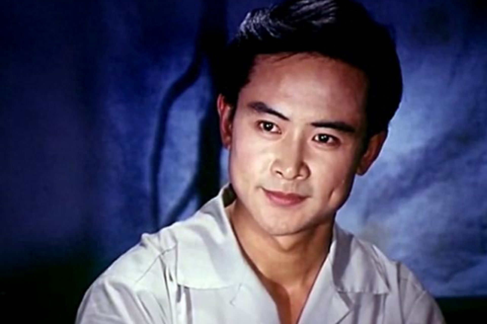 李世玺是一位优秀的演员,参演过许多经典影视作品,演技精湛.