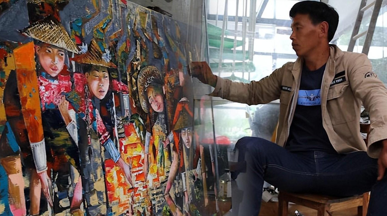 看着自被退婚就一直没出过画室的儿子,熊庆华的父母叹了口气,决定帮