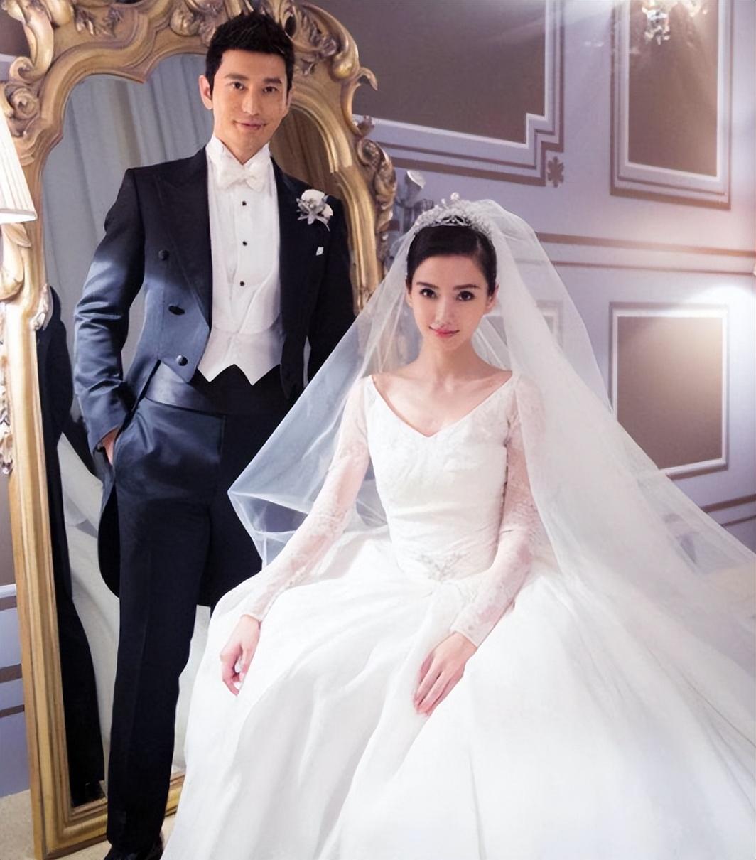 杨颖晒35岁生日照与父母儿子罕见同框小海绵露正脸像爸又像妈