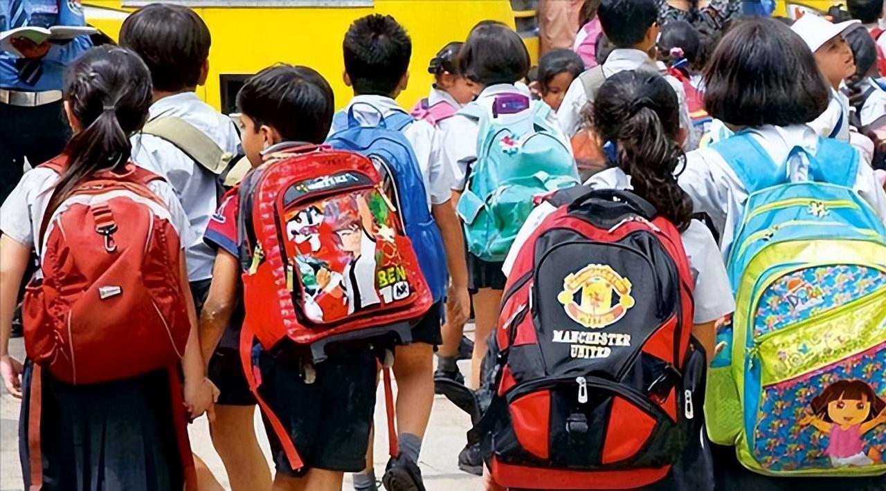 回顾9岁男孩扶人被讹100万老太太发毒誓骗人死全家结局如何