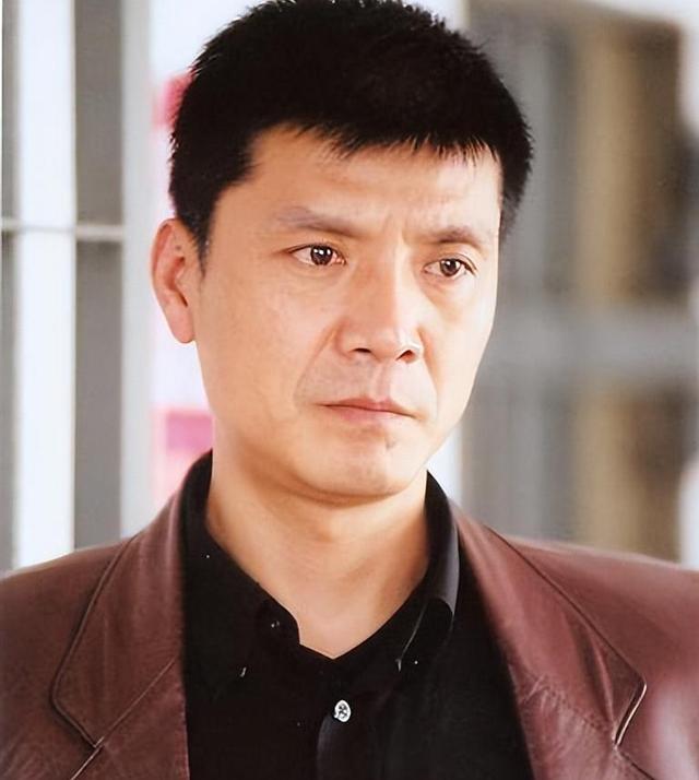 演员奚望:在继父刘之冰支持下离婚,走了母亲老路,如今怎样了