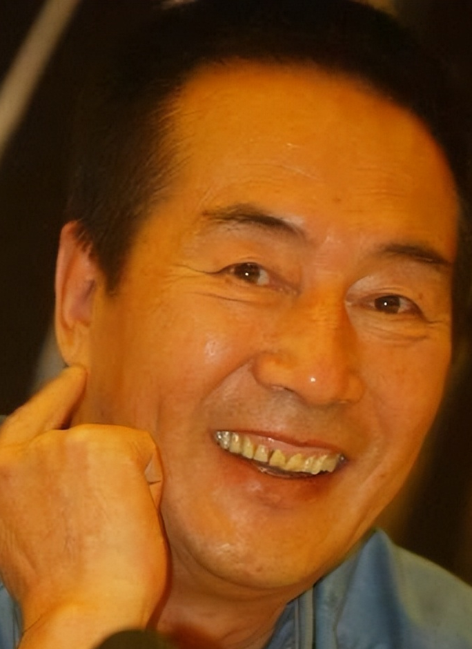 回顾杜雨露病逝两年葬礼仅6人参加遗孀的选择令人泪目