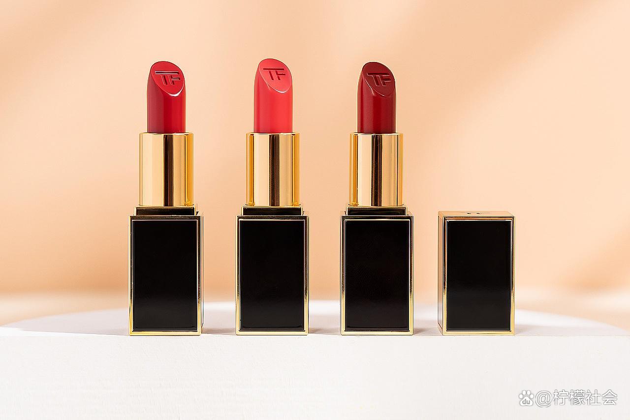 唇膏上飞机(飞机上口红可以带几支) 唇膏上飞机(飞机上口红可以带几支)