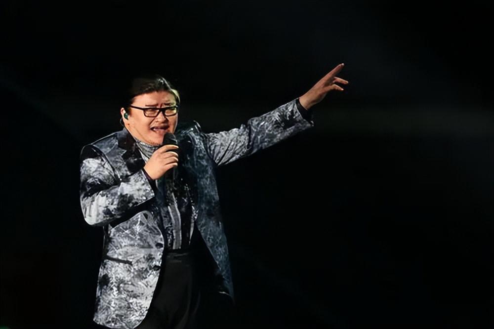 刘欢与妻子相识9天就求婚却患上不死癌症35年相伴今如何