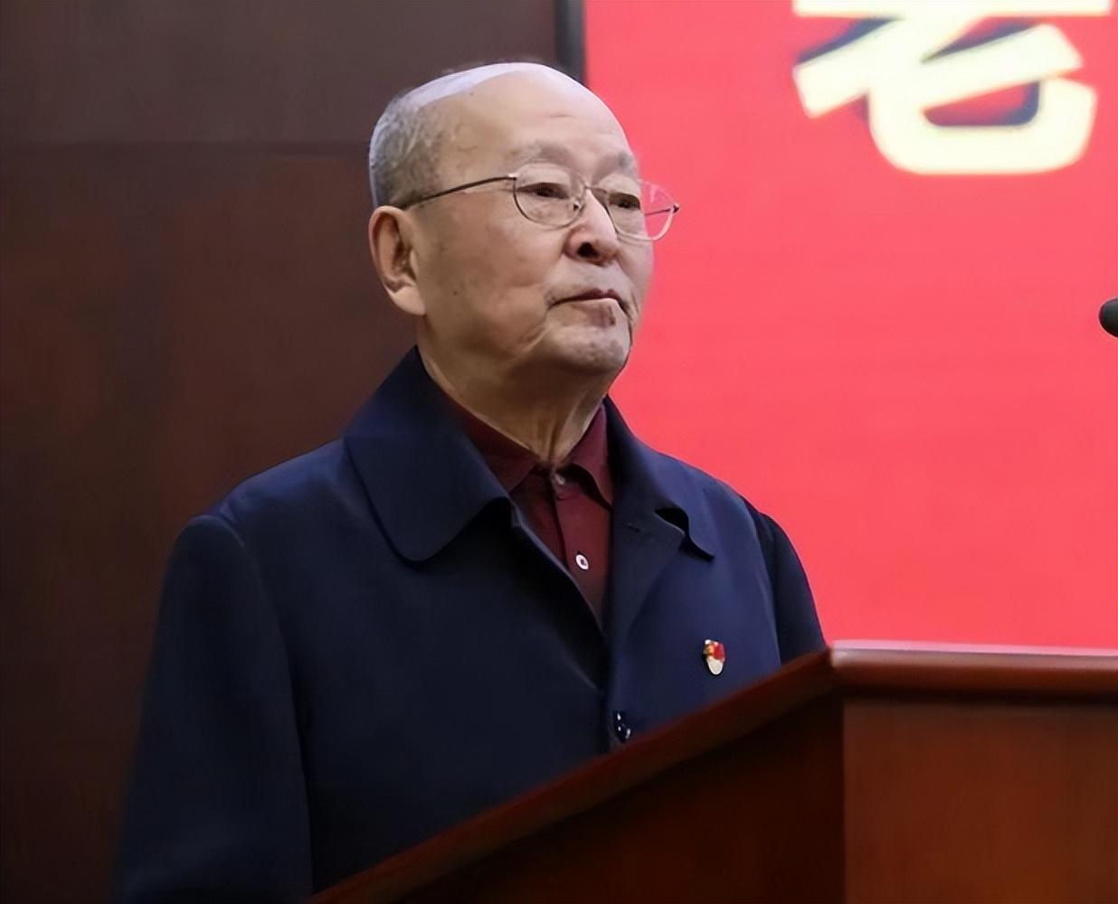 回顾王铁成一生只演周总理曾获双料影帝却为痴呆儿子两次息影