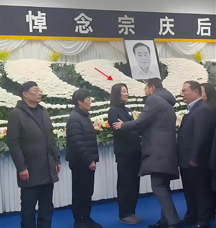 希望这位"郑全海"能够真正认清自己,知难而退!还宗馥莉一个清静.