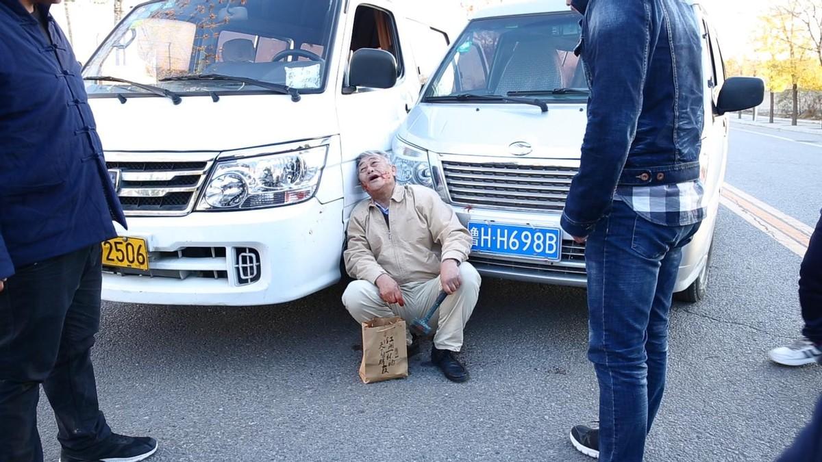 回顾长沙有名的碰瓷王一年碰瓷29次次次中标比我上班还赚钱