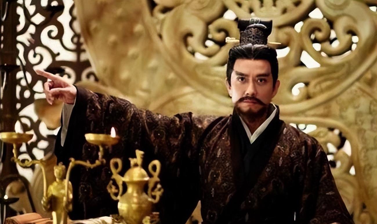 王莽到底是一个怎样的人为何能从一个落魄外戚最终篡取汉朝