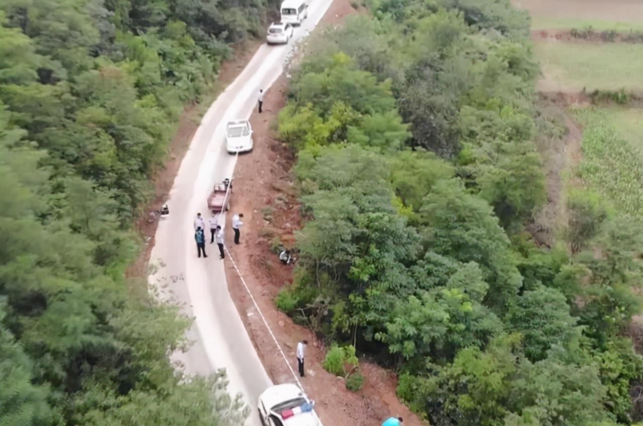 2020年一场看似意外的车祸因一张带血的火车票引出背后真凶