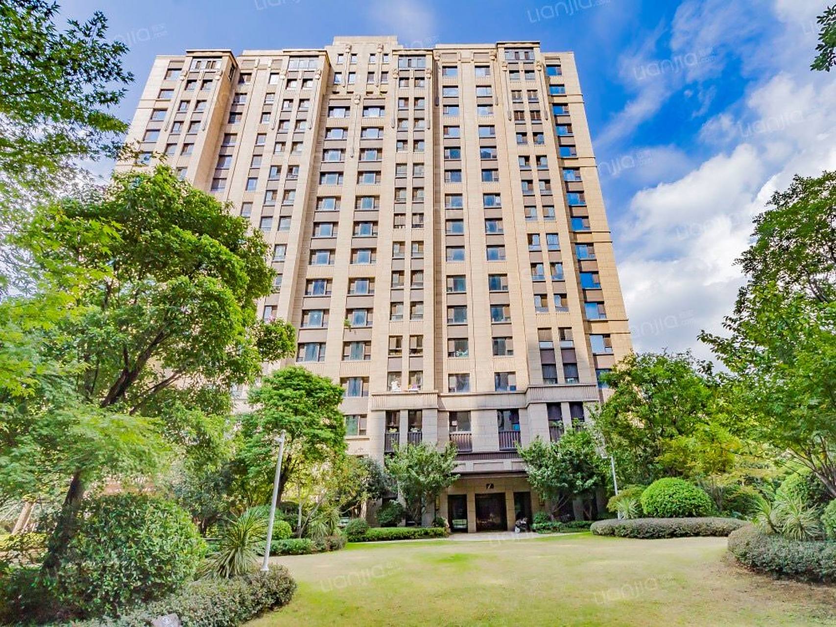 金鼎湾今朝天下一套建面约210.