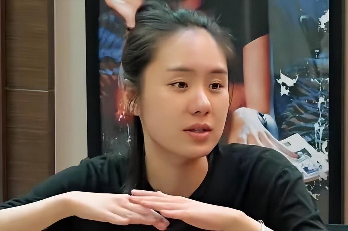 回顾张潮二婚娶小20岁演员62岁老来得女大女儿是演员张晔子