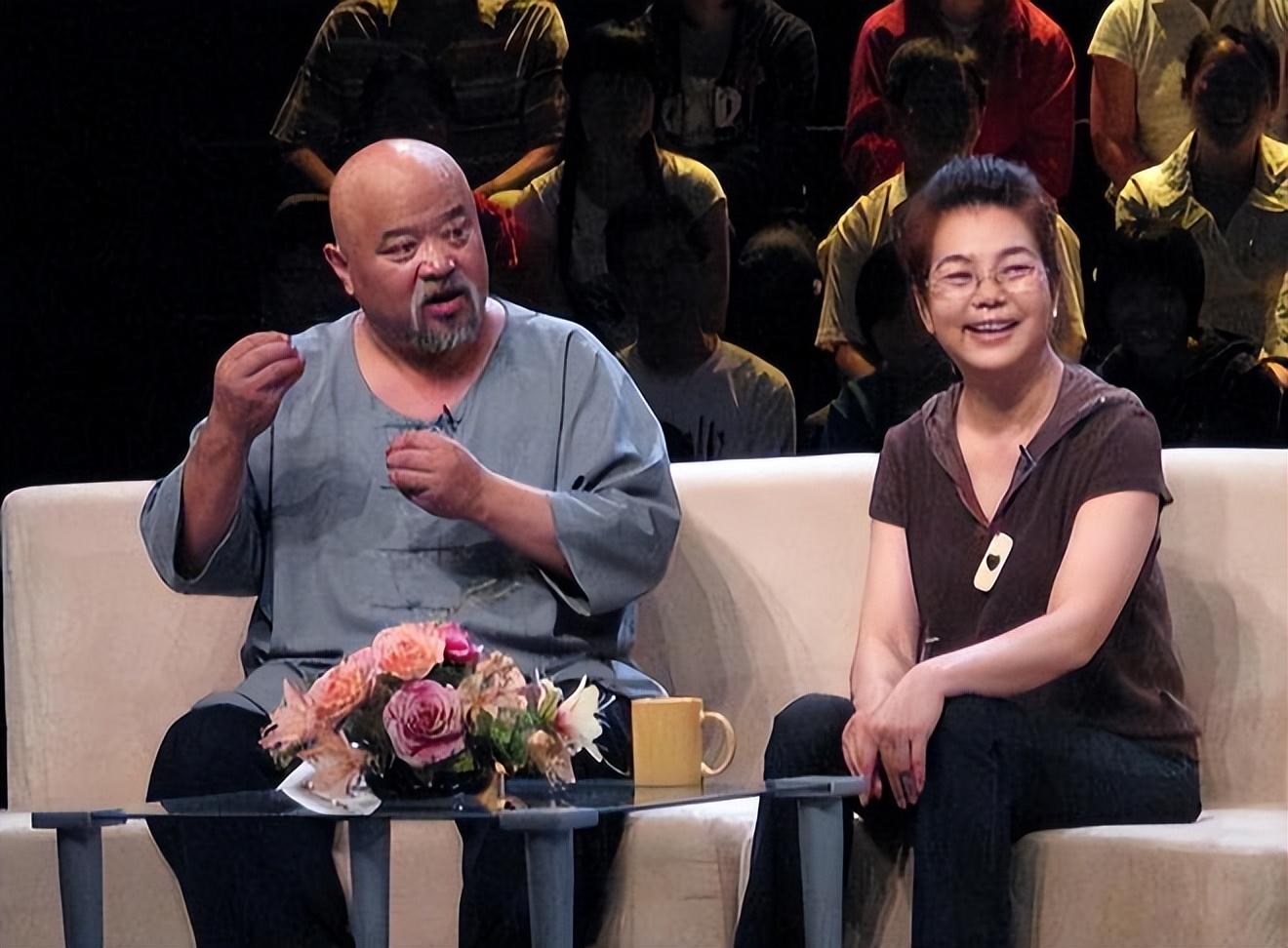 回顾一级演员李琦闻酒知度数退休生活丰富自称烧烤50元一串