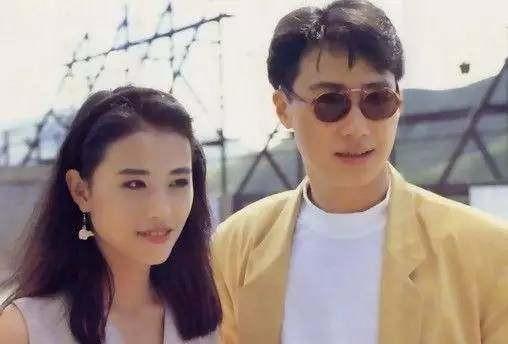 回顾周海媚23岁嫁给吕良伟一年后离婚如今独居北京不婚不育