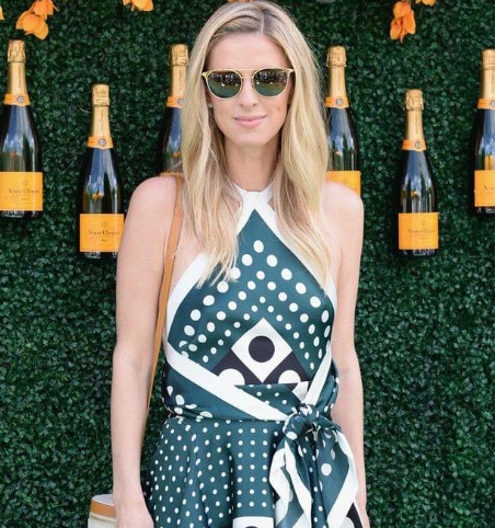 回顾希尔顿集团千金38岁三胎生男娃将成罗斯柴尔德家族继承人