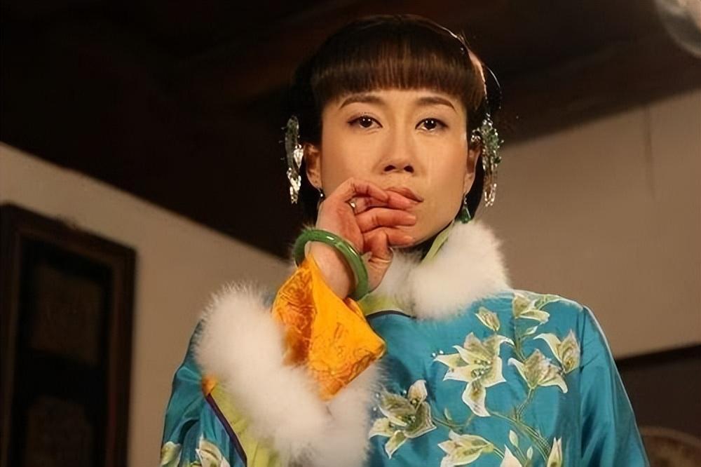 致命女人温峥嵘25年不温不火隐婚初恋生子46岁风采依旧