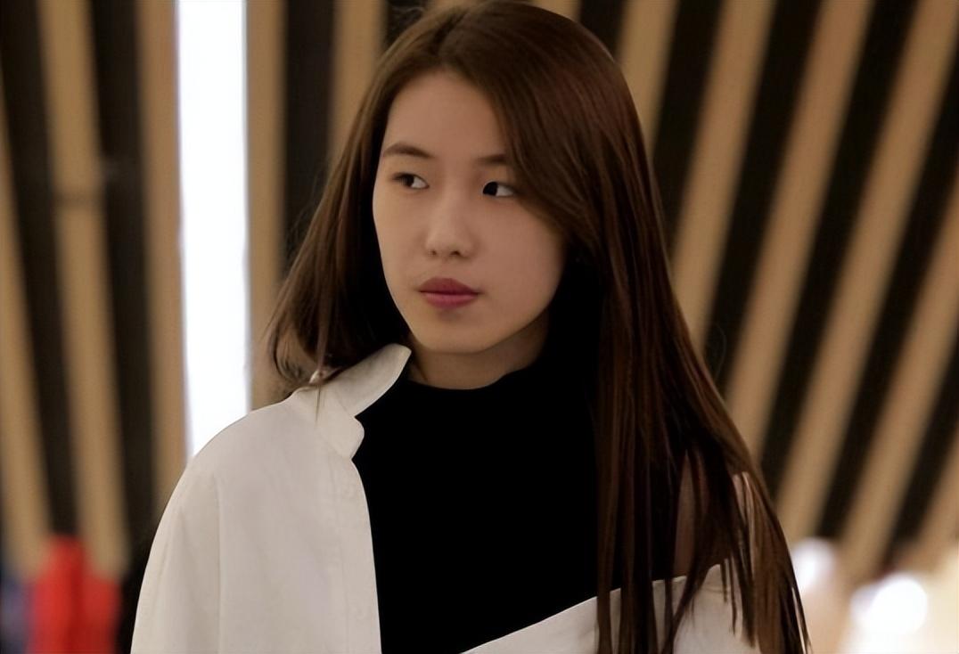 回顾巨婴刘思琦16岁吃饭靠人喂每天花销过万如今她怎样了