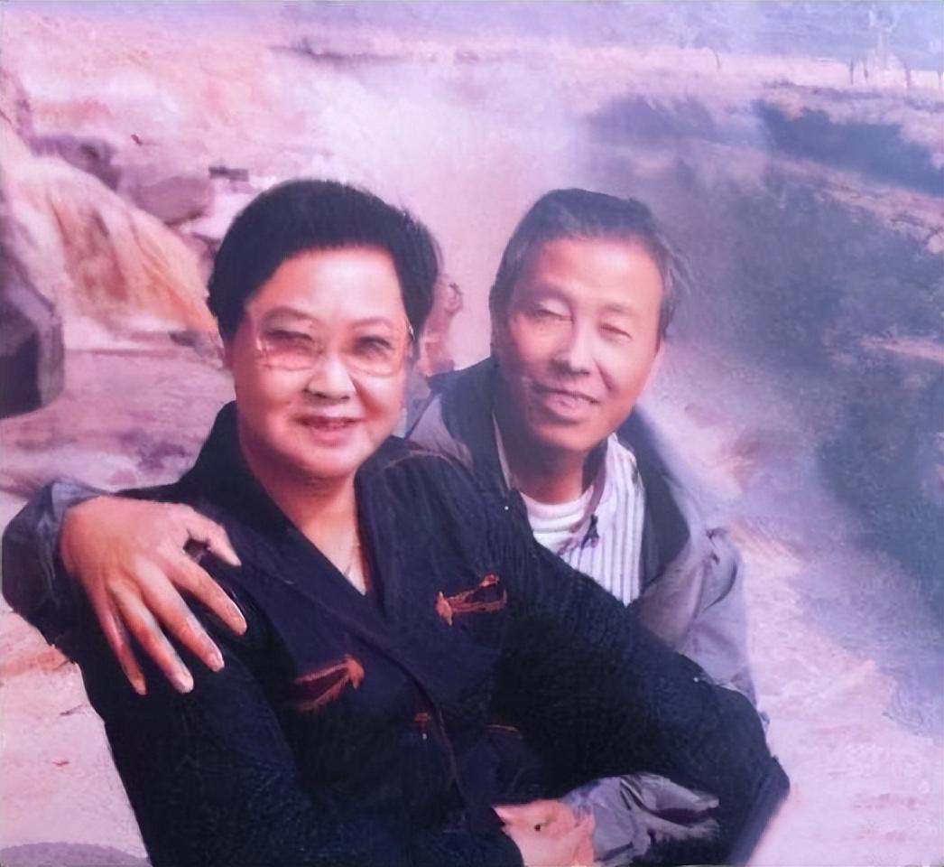 回顾我的祖国演唱者郭兰英:三次被抛弃因无法生育,丈夫选择离婚