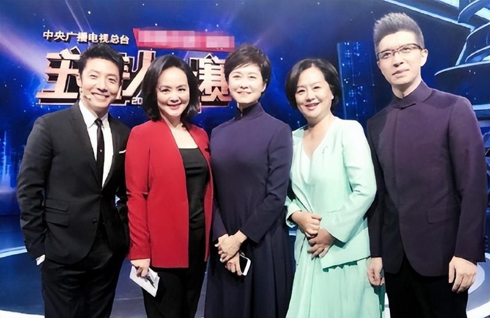 央视主持人朱广权老婆图片